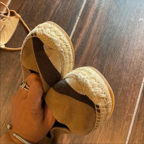 Burberry Espadrilles - Picture 2 of 11
